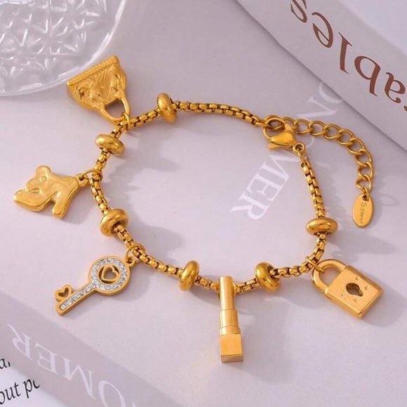 Charm Bracelet Gold Charm Bracelet - Picture 1 of 6